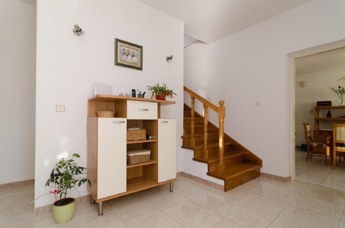 Holiday Home Old Town - Great Location Nin Bagian luar foto