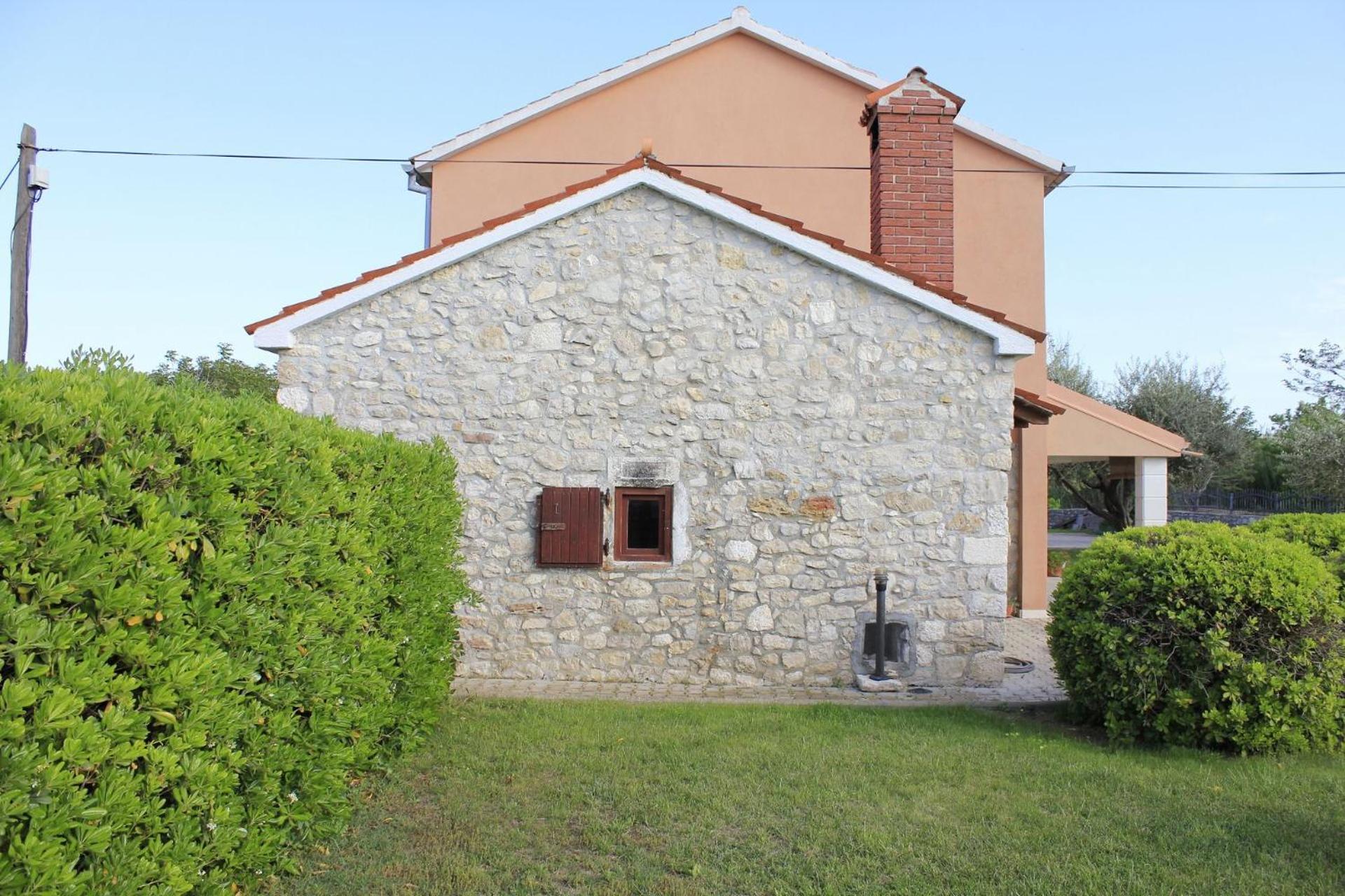 Holiday Home Old Town - Great Location Nin Bagian luar foto