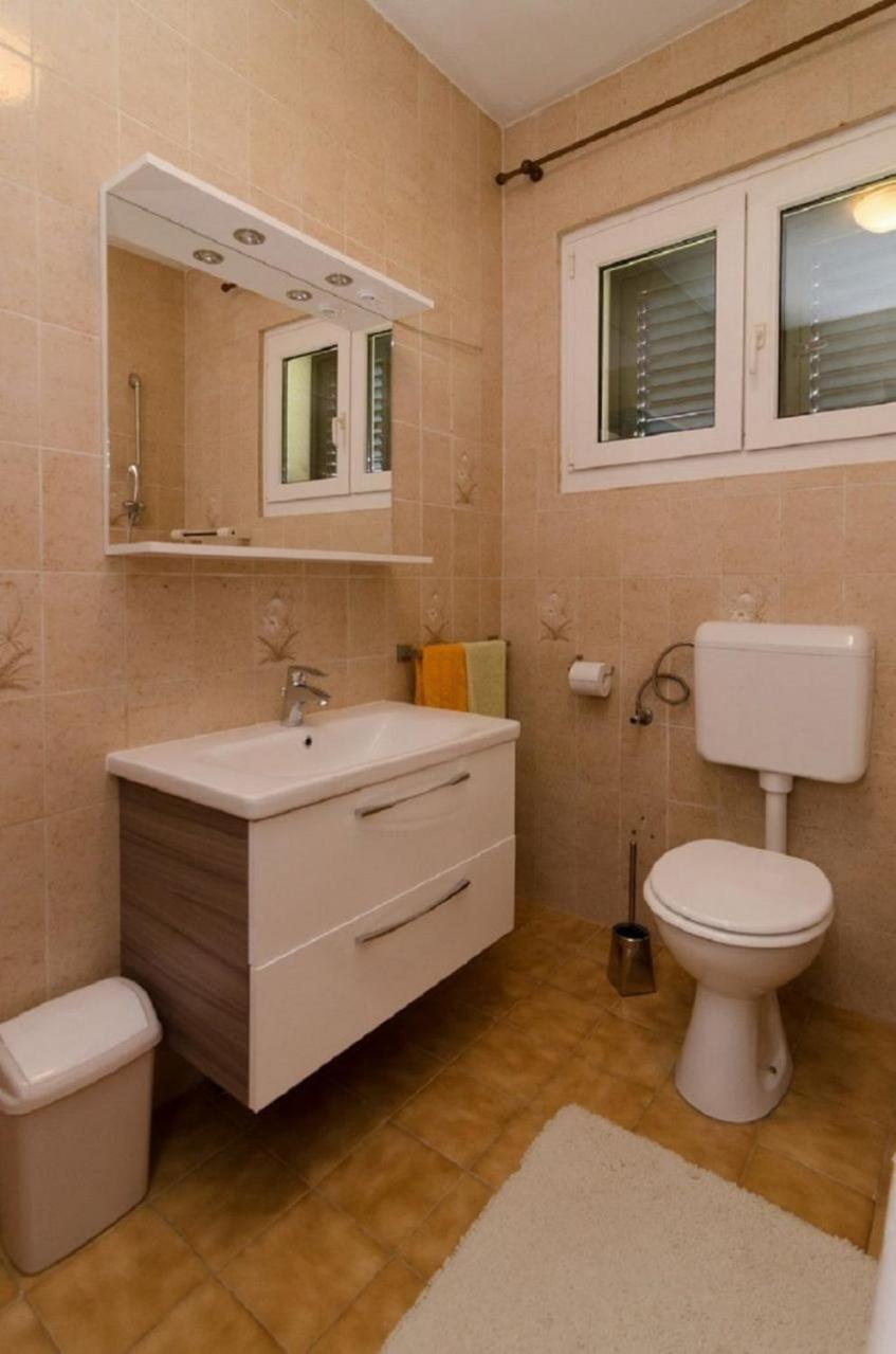 Holiday Home Old Town - Great Location Nin Bagian luar foto
