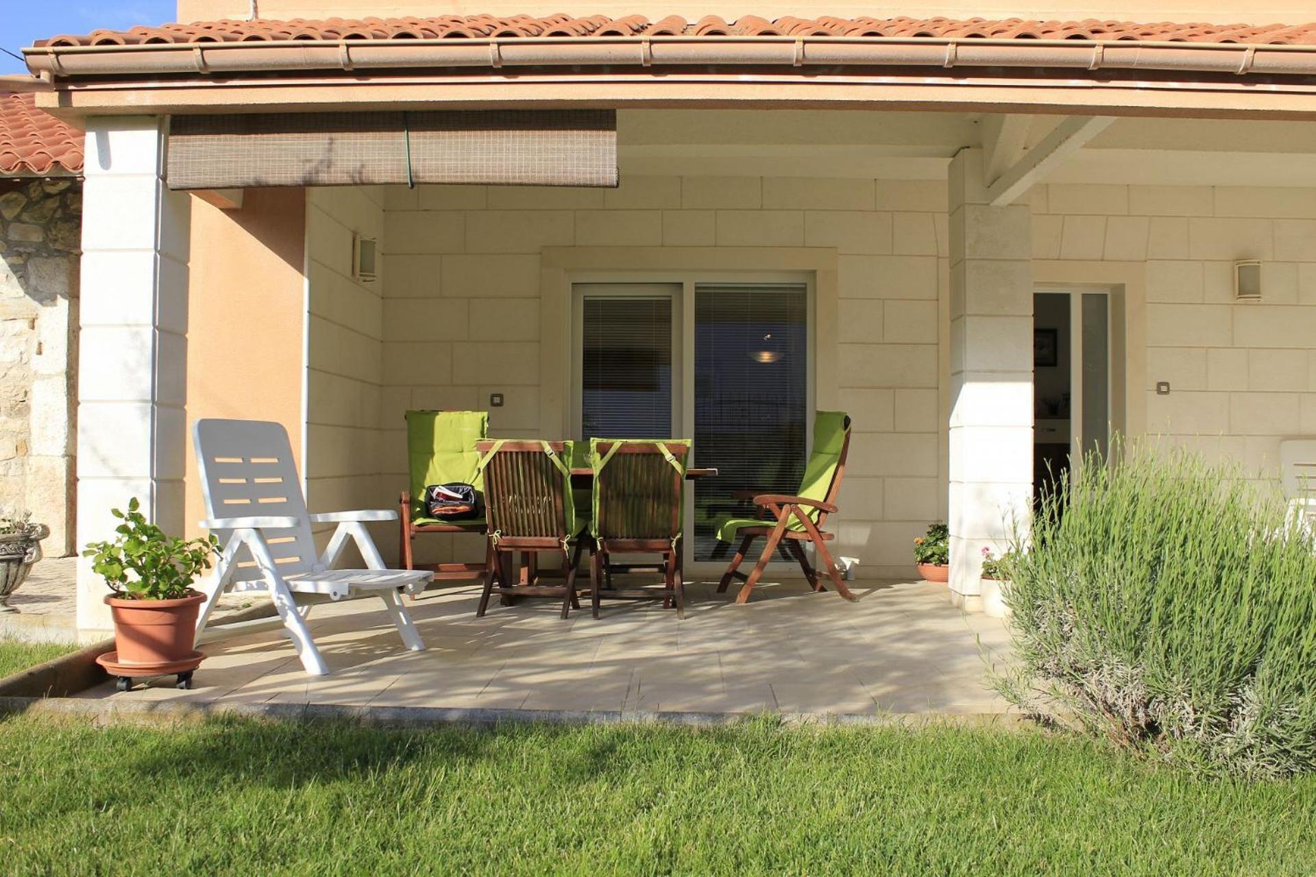 Holiday Home Old Town - Great Location Nin Bagian luar foto